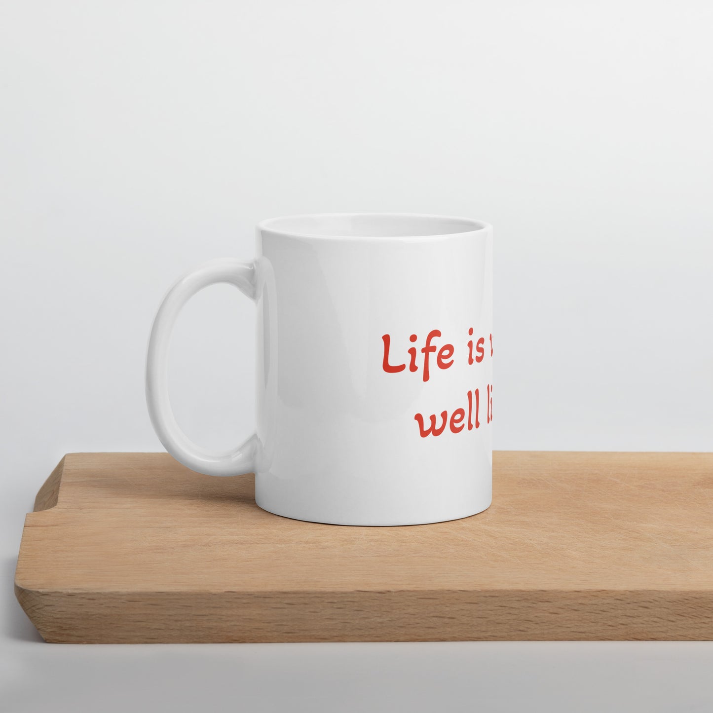 Happy quote mug in white