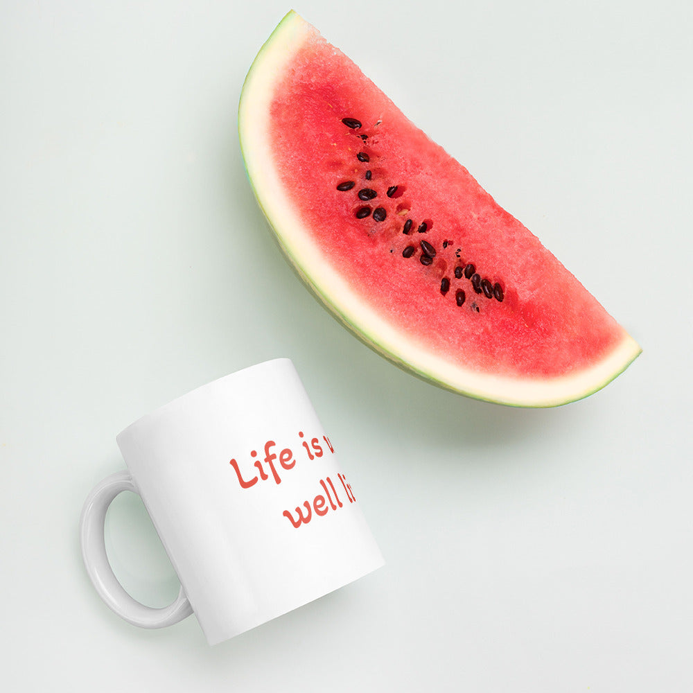 Happy quote mug in white